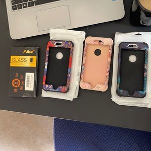 3 iPhone 6/7/8 Plus phone cases and 2 screen protectors